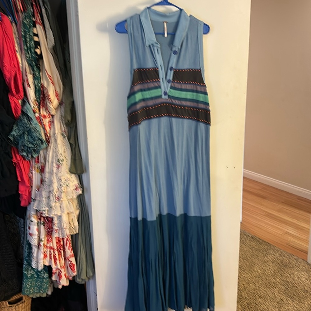 Free people golfer style dress! Very stretchy, lined and flowy, XL